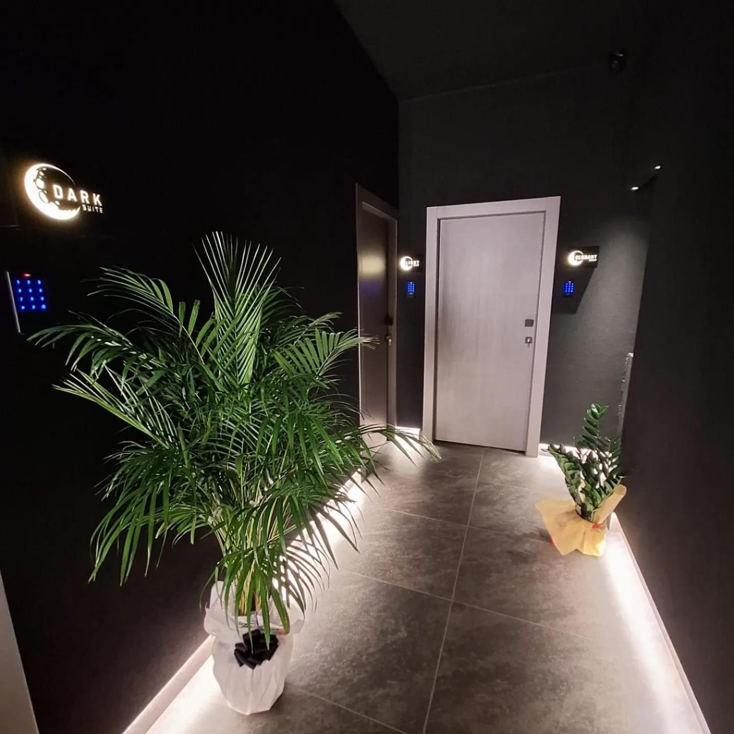 Dark & Light Rooms & Luxury Suites Катанія Екстер'єр фото